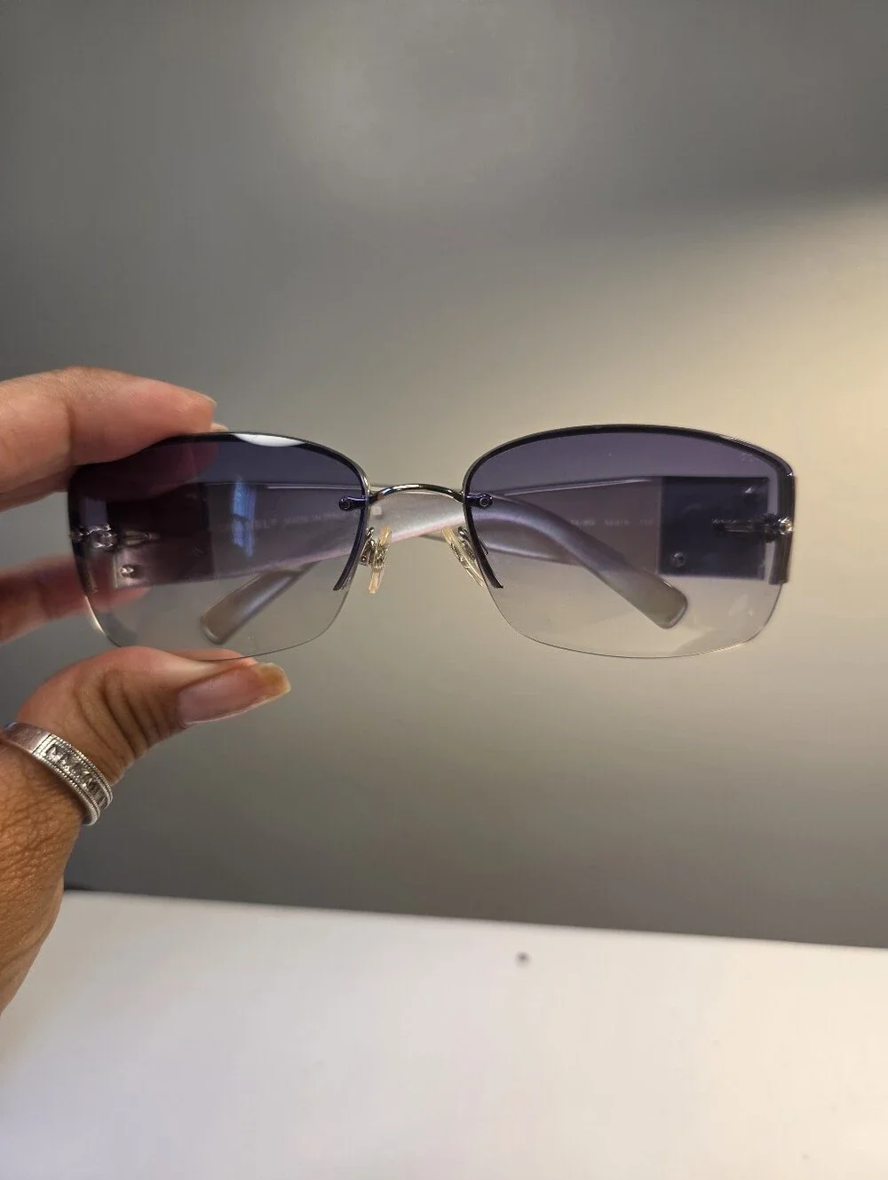 Authentic CHANEL Rimless Sunglasses w Purple Gradient Lenses & Black Logo Case